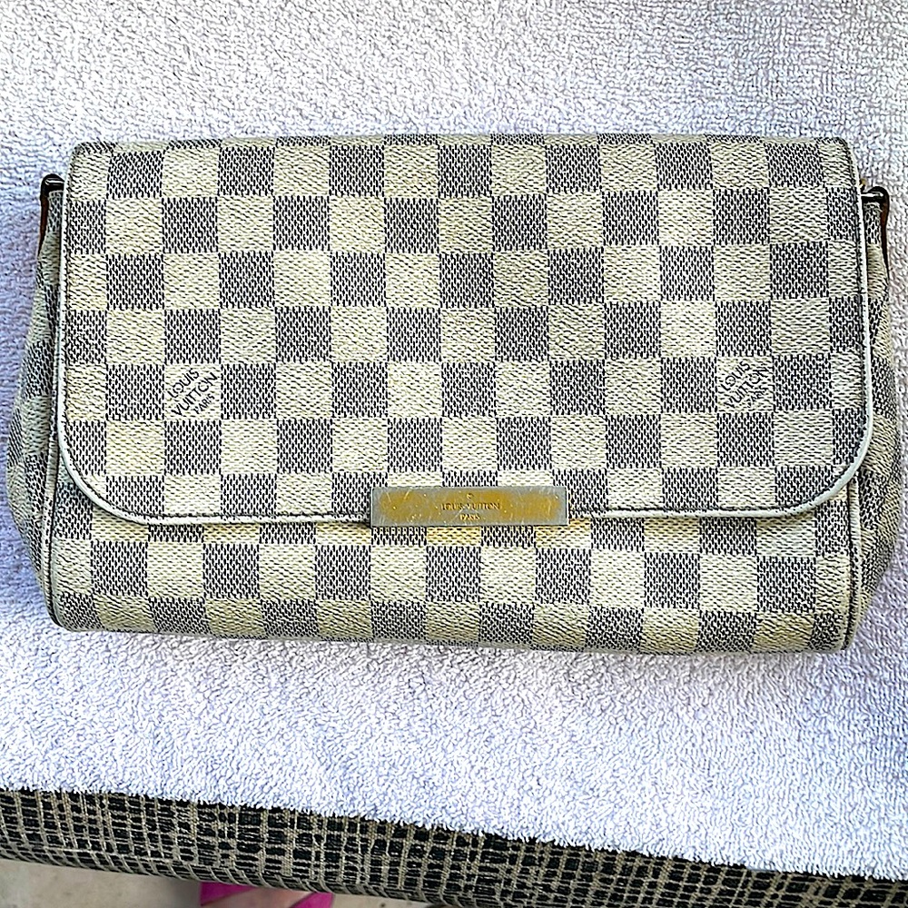LOUIS VUITTON Authentic PM Favorite Azur Damier Clutch Crossbody Bag FL1154